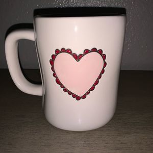 Brand New Rae Dunn XOXO Valentines Day Heart Mug